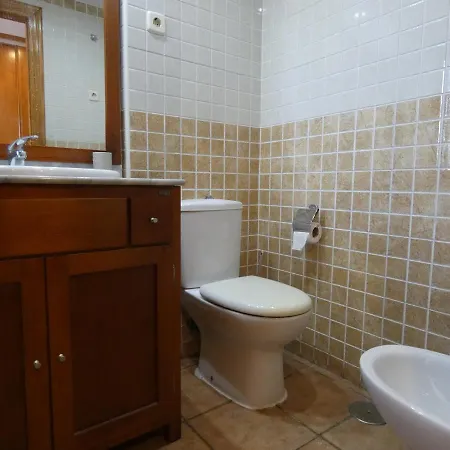 La Casita De *